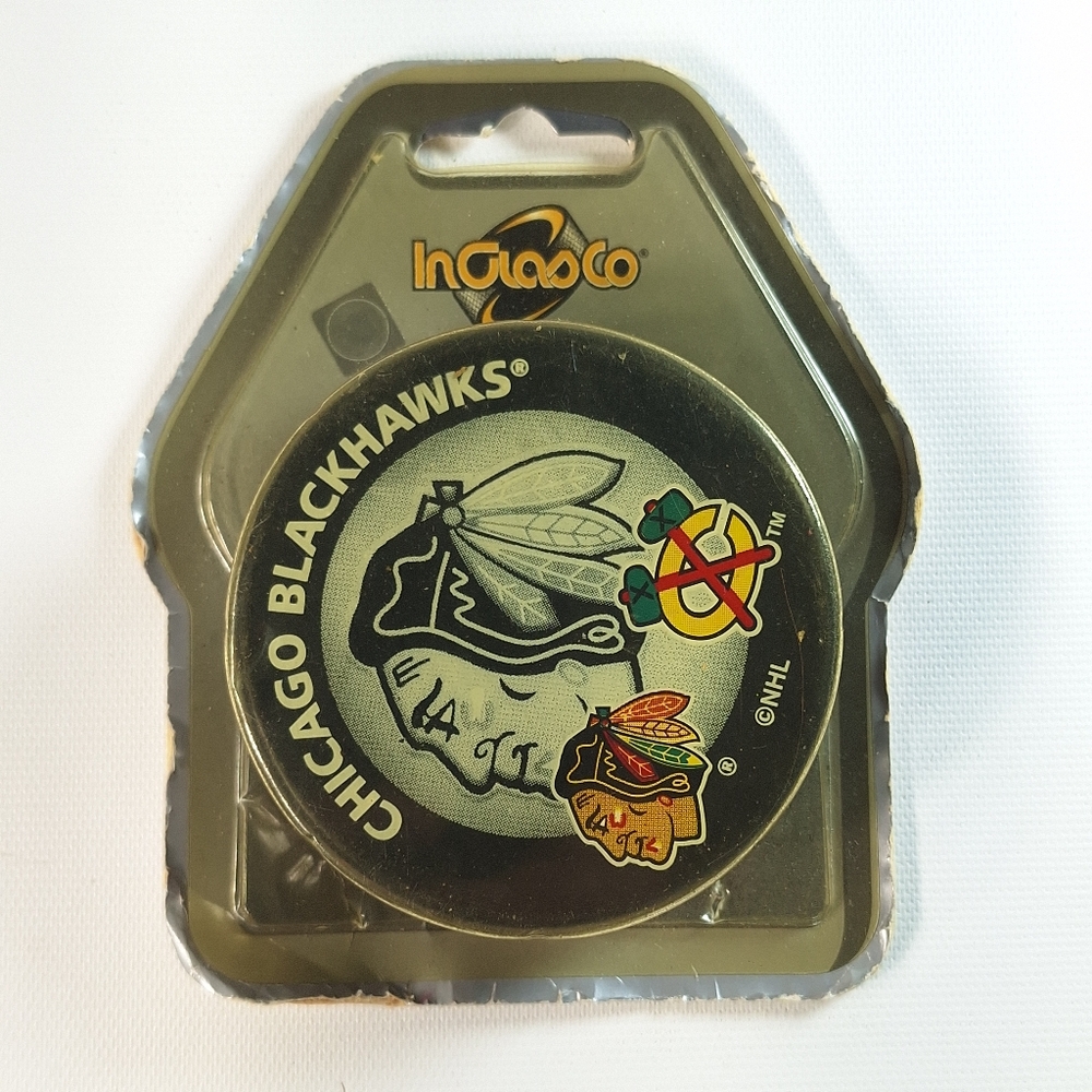 2000 NHL Chicago Blackhawks Official Game Puck InGlasCo